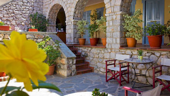 Alkionides Hydra Hydra (Saronic Islands)